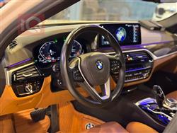 بی ئێم دەبڵیو سیریەس 5